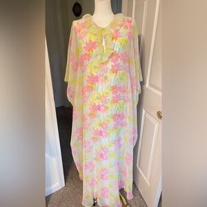 FIRM VINTAGE EUC Lilly Pulitzer Floral Maxi caftan - Pink, Yellow, Green